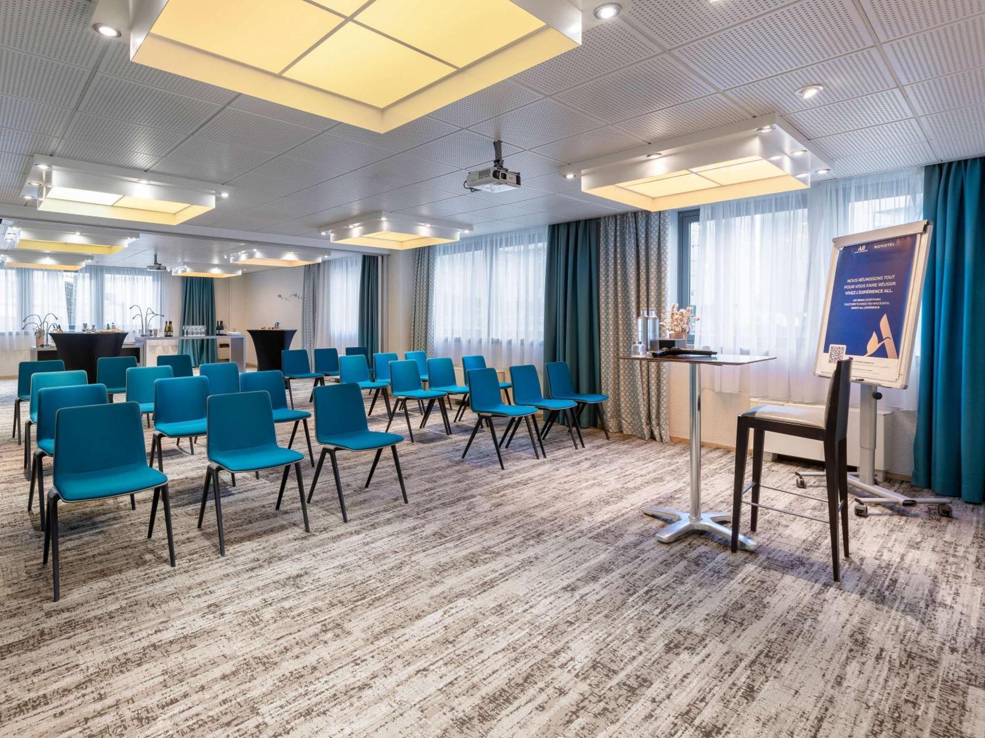 Novotel Grenoble Centre Luaran gambar