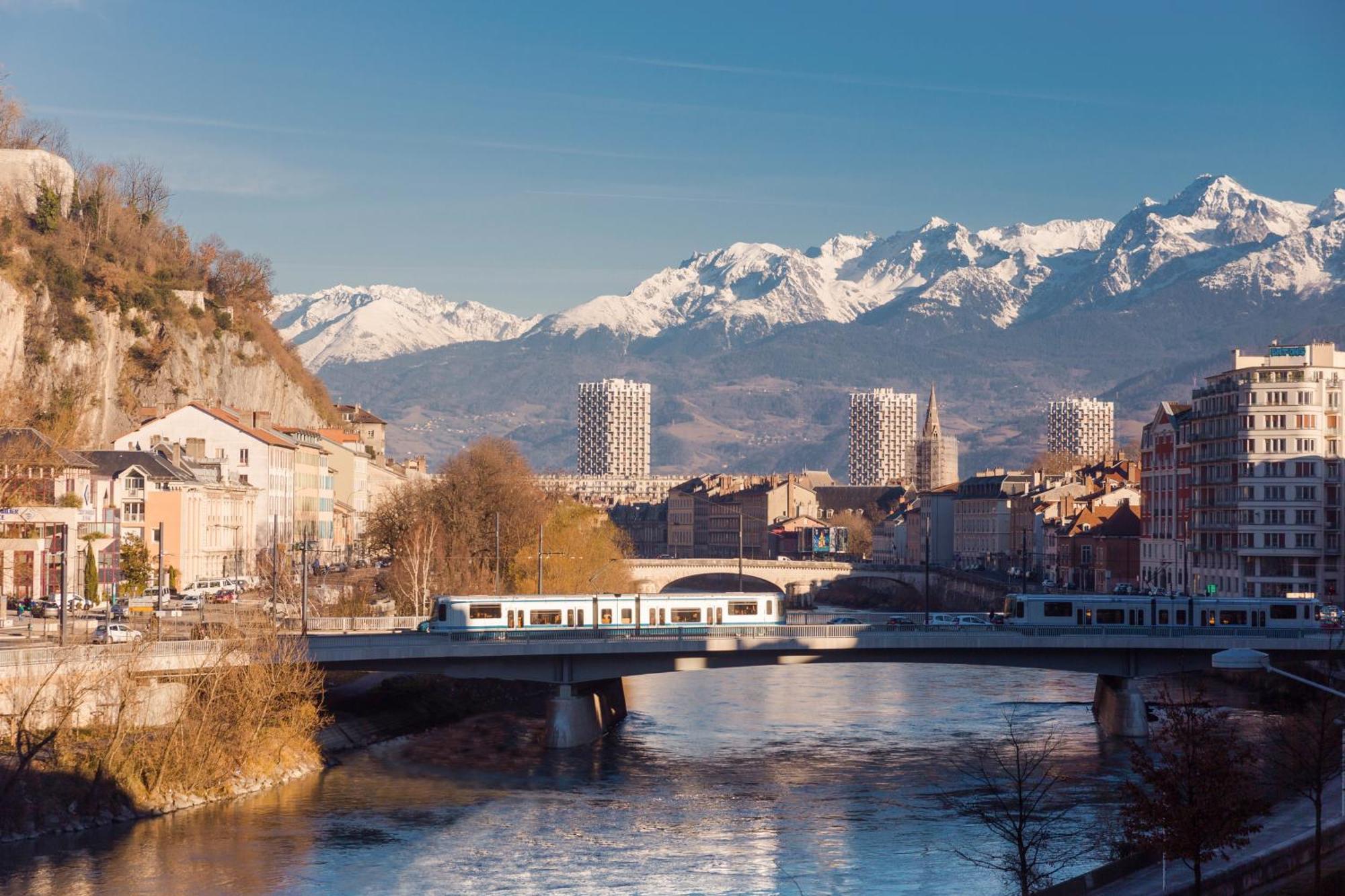 Novotel Grenoble Centre Luaran gambar